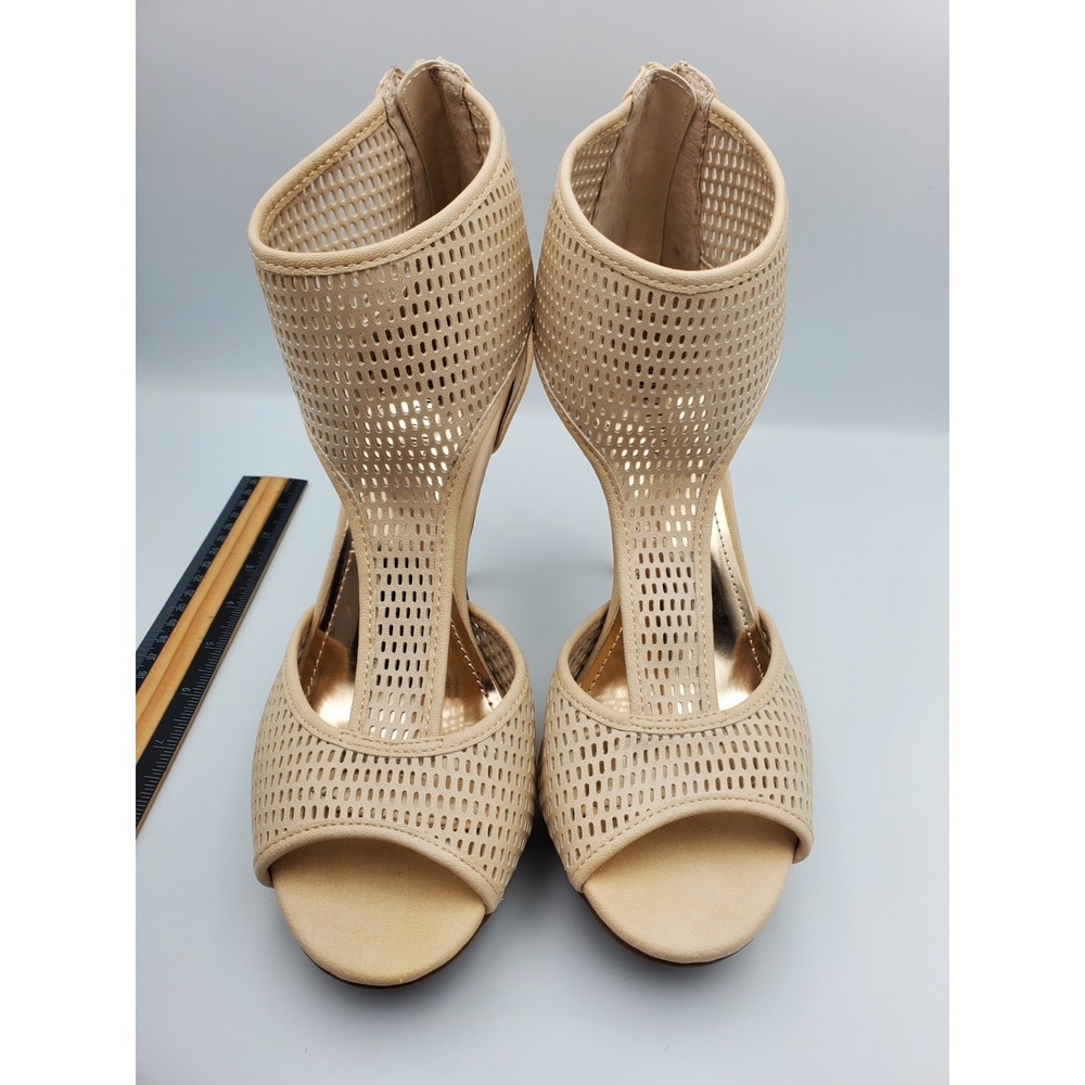 Jennifer Lopez JLCANDINUDE high heels Size 7.5 new in box